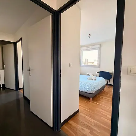 Jouhaux - T5 Avec 4 2 Salles De Bain Et Terrasse Lejlighed